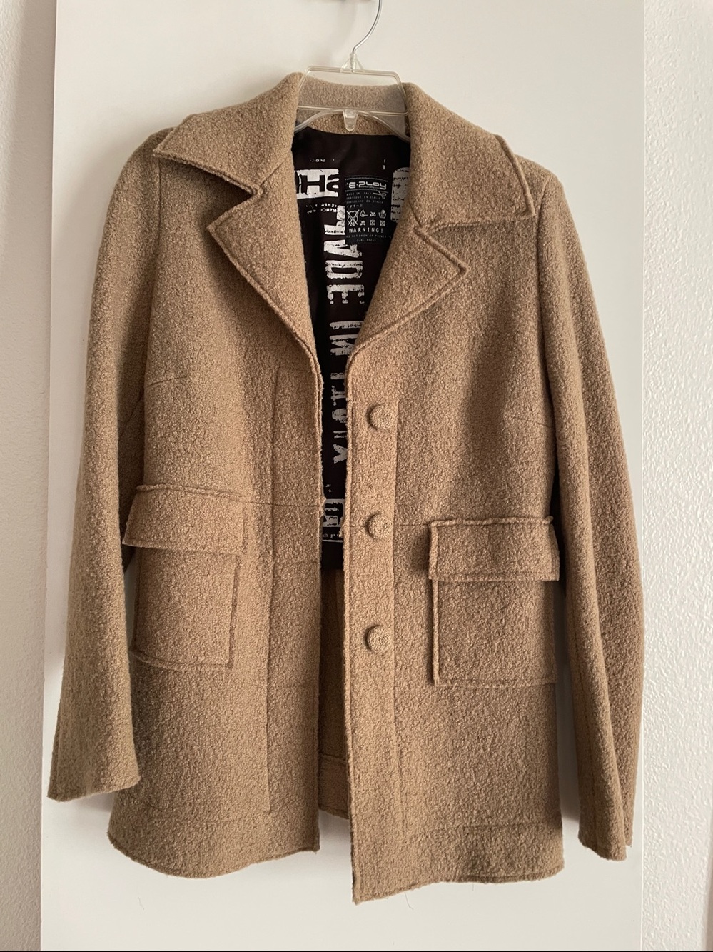 VTG: Italian Boucle’ Pure Wool Structured Academia Blazer Coat Preppy Academia